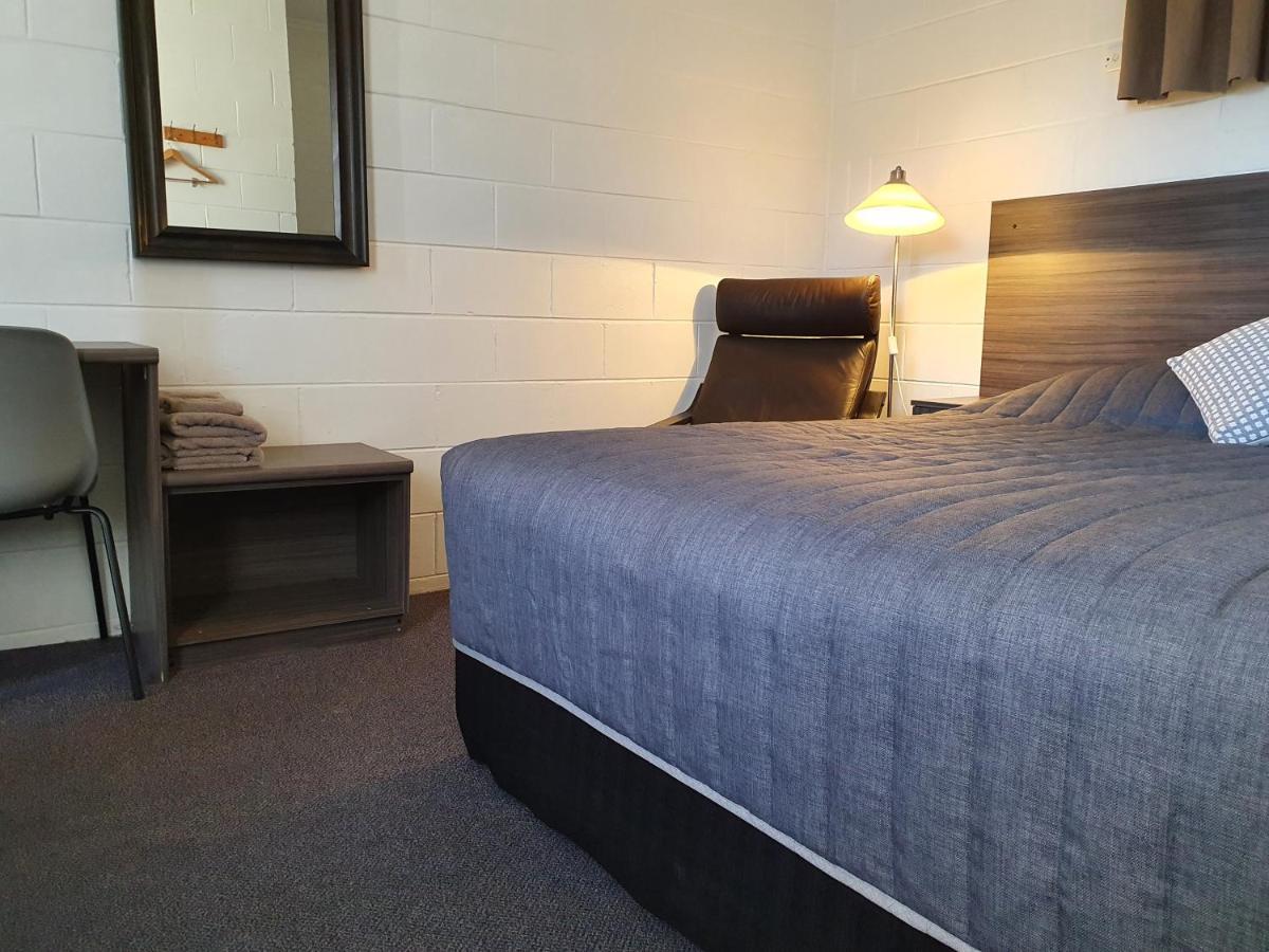 Motel Riverbend Tailen Bend Exterior foto